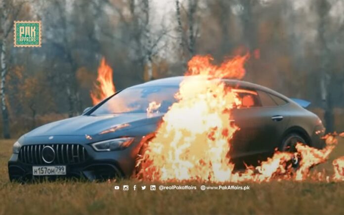 Russian V-Logger set fire to his new Mercedes