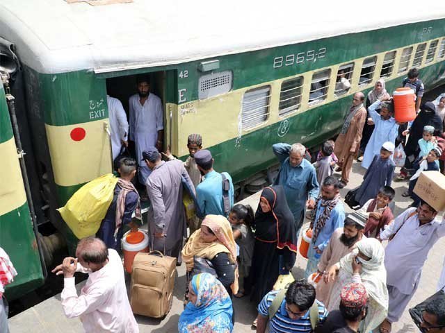 Pakistan Railways Releases Schedule for Special Eid Trains
