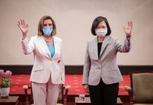 Tensions over Nancy Pelosi’s visit to Taiwan; Chinese military exercises begin, the siege of Taiwan Tensions over Nancy Pelosi's visit to Taiwan; Chinese military exercises begin, the siege of Taiwan
