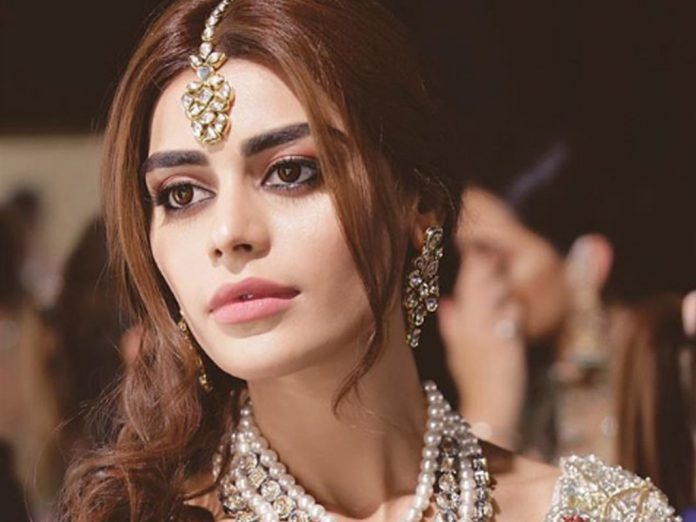 Pakistani leading Model and Actress Sadaf Kanwal sets Social Media on fire in a Bold DressOne of Pakistan’s best models Sadaf Kanwal sets social media on fire in bold and stylish dresses.