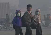 Schools remain closed for three days a week in Smog-Hit Lahore Schools remain closed for three days a week in Smog-Hit Lahore