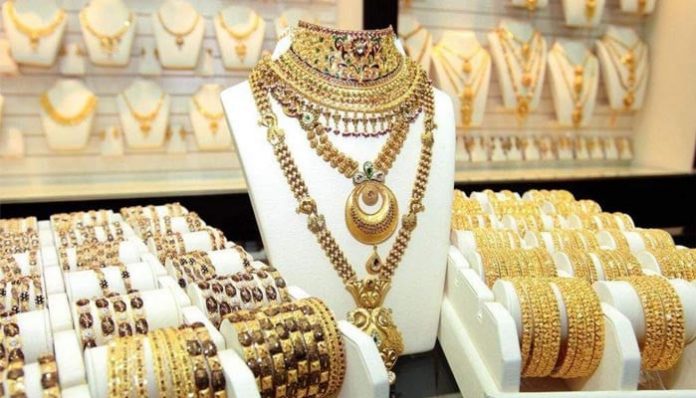 Gold price increase to Rs. 178,900 Per Tola in Pakistan