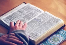 Cambridge Dictionary changes the definition of ‘Woman and Man’ Cambridge Dictionary changes the definition of 'Woman and Man'