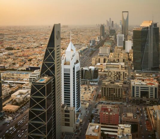 Pakistan to Send Skilled Workforce to the Middle East, Including Saudi Arabia